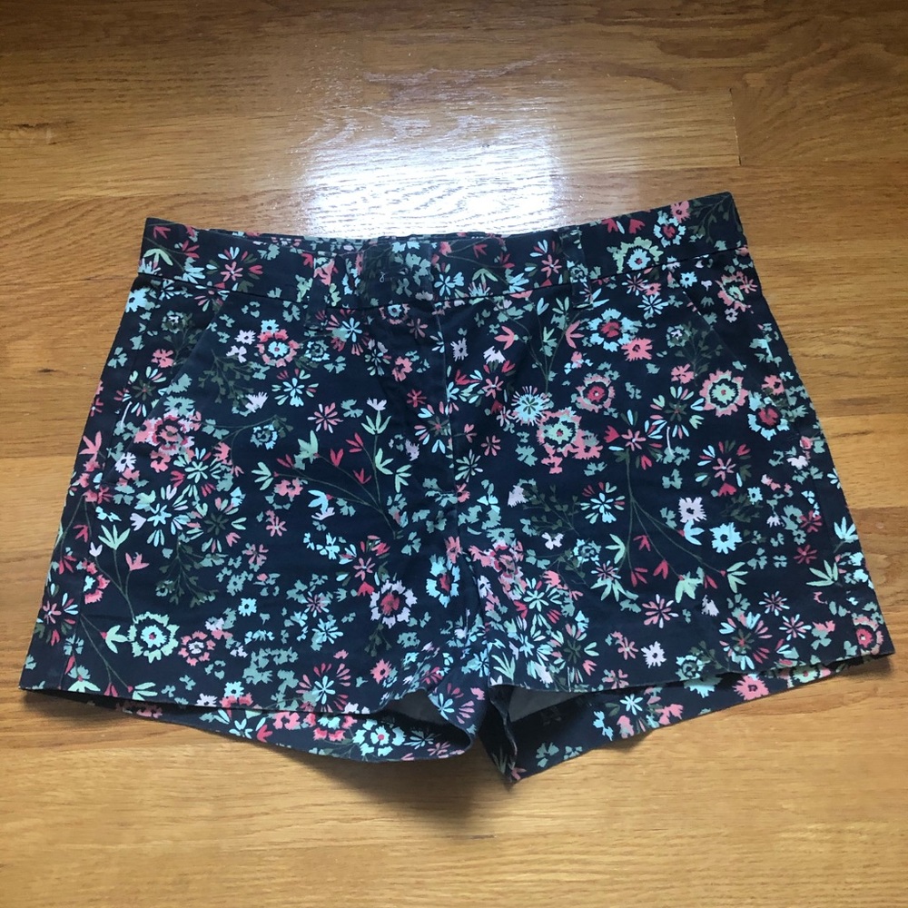 Gap shorts for the summer